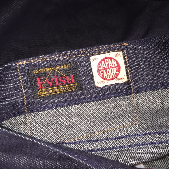 Elvisu Caprees - Picture 3 of 3